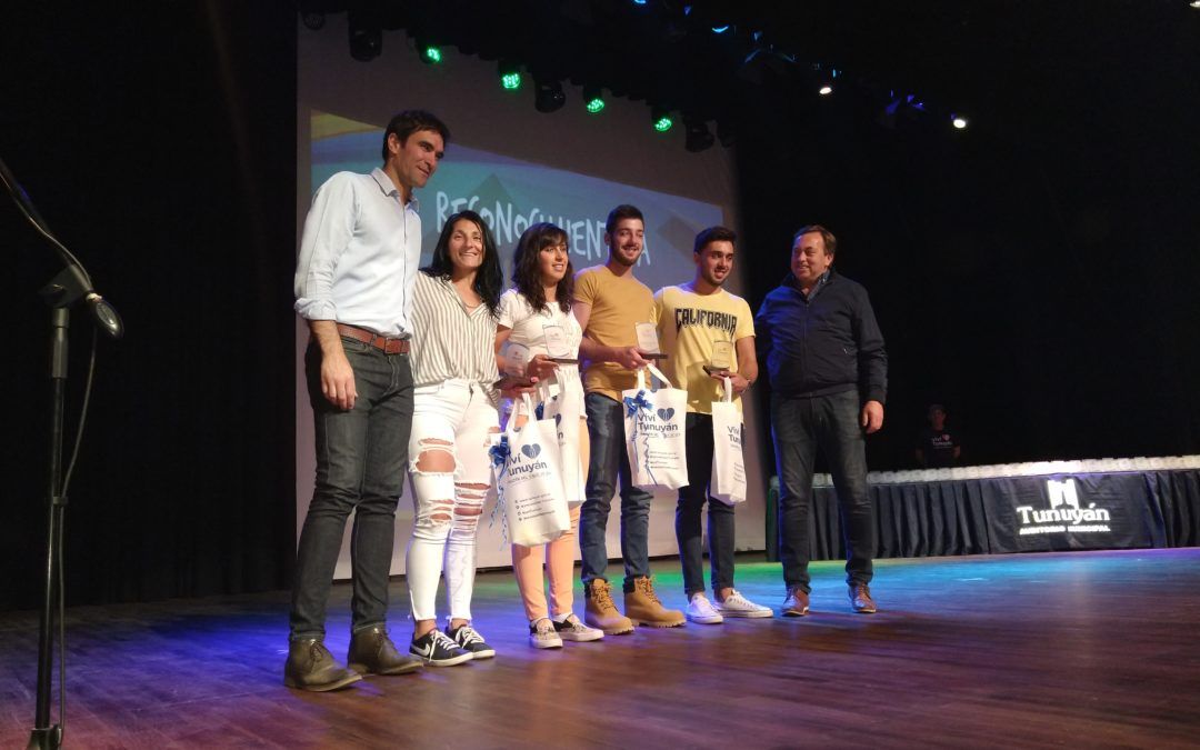 Tunuyán reconoció a sus jóvenes deportistas destacados