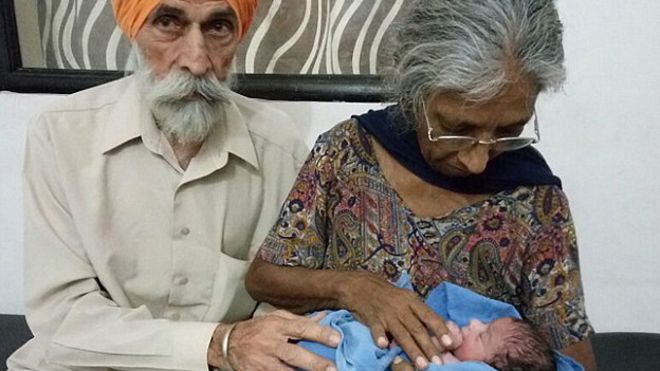 Amor de Madre. Tiene 70 años, tuberculosis y un solo pulmón. Dió a luz igual.