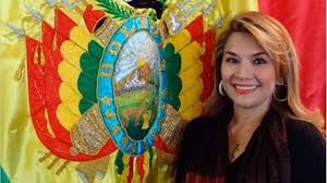 Quién es Jeanine Áñez Chávez, la senadora que asumió la presidencia provisional de Bolivia