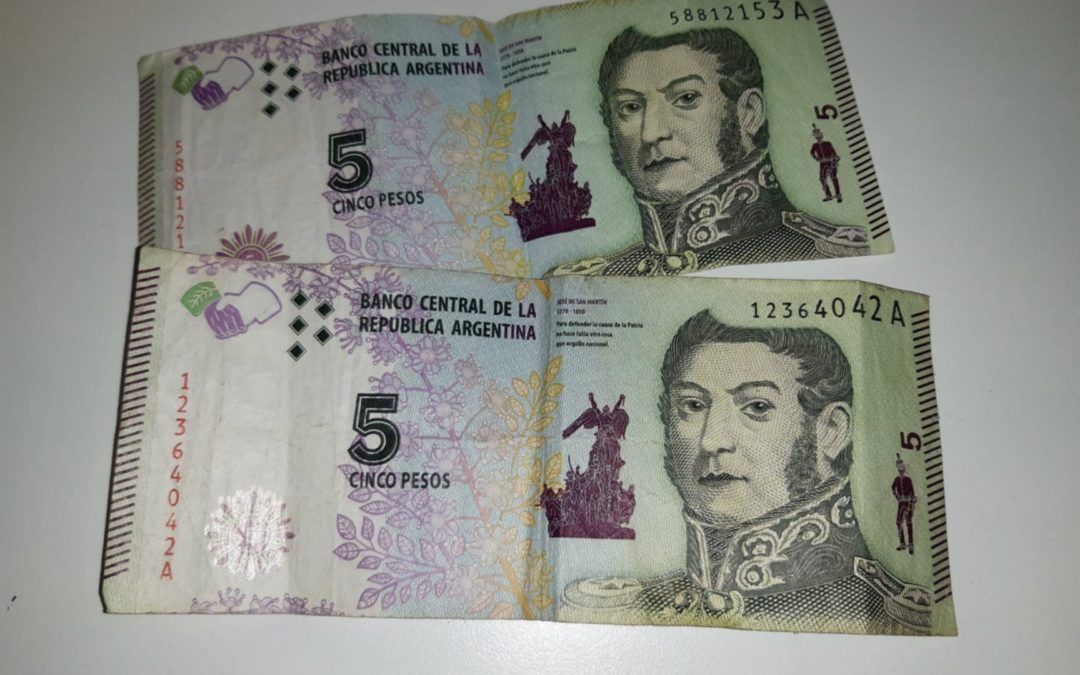 Billetes de cinco pesos, solamente hasta el 01 de Febrero.