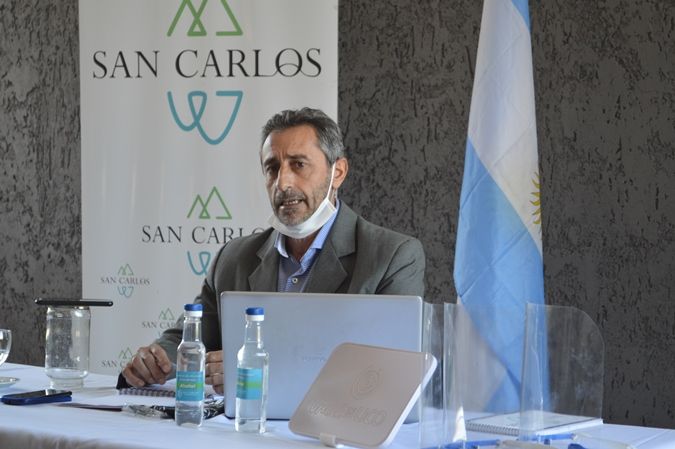 San Carlos : Desde mañana se reanuda la actividad comercial  y dispone espacios para los paseos.