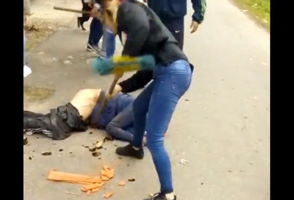 Justicia por mano propia. Vecinos atraparon a un ladrón, lo golpearon y empalaron.
