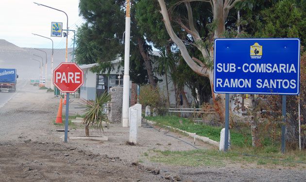 Amor en cuarentena. Viajó de Salta hasta Santa Cruz a dedo, y no la quisieron ver.