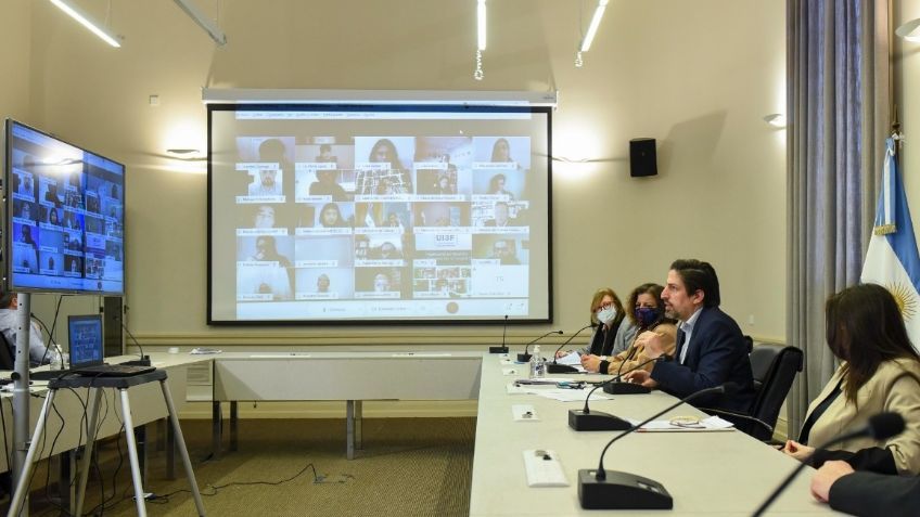Vuelta a clases. No hubo acuerdo ni anuncios, todo sigue igual.