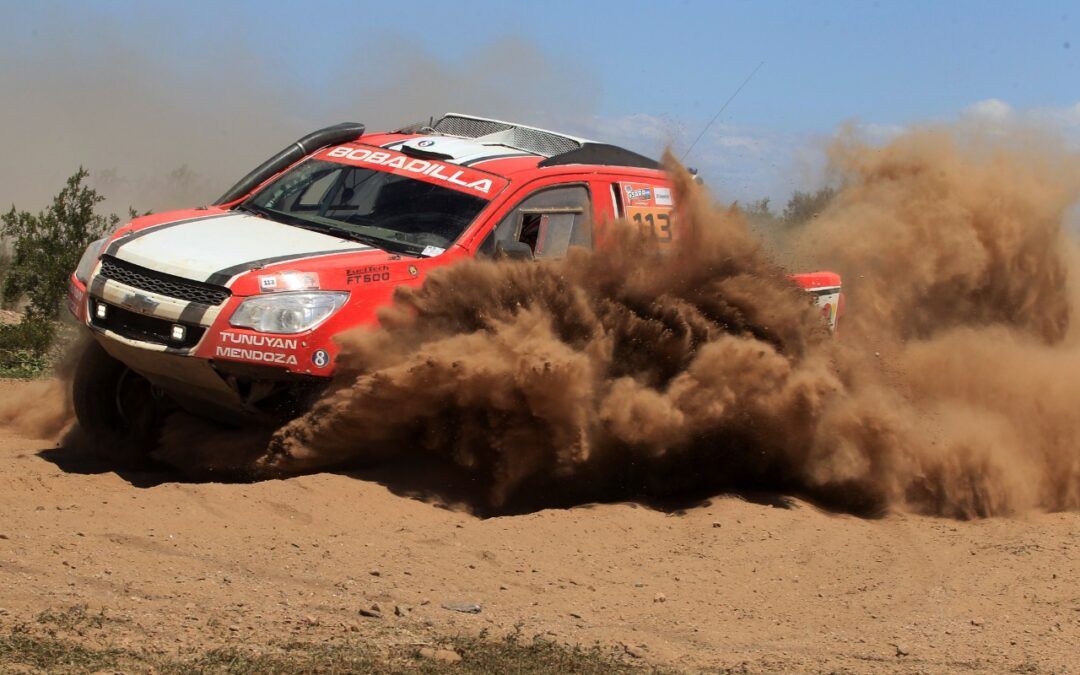 Dakar Argentino. El equipo «Viví Tunuyán» ganador de la tercera etapa.