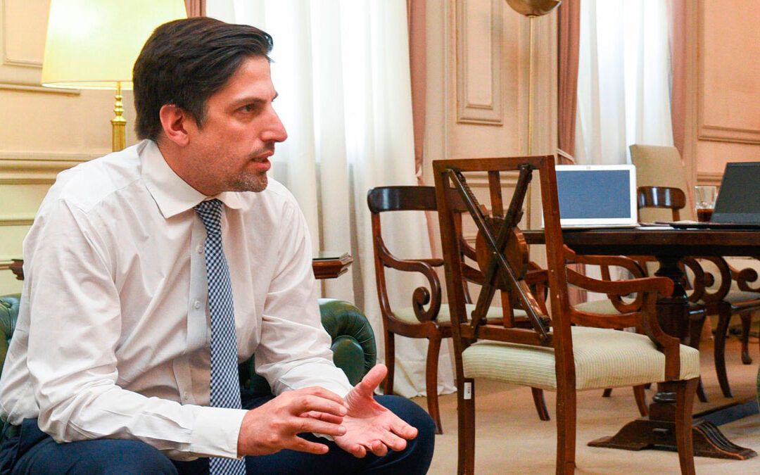 El Ministro  Trotta sobre  el regreso a las aulas: «Al menos será presencial 3 veces por semana «