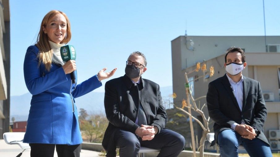 Kulfas en Mendoza, anuncios de  conectividad, empleo joven y asesoría para pymes