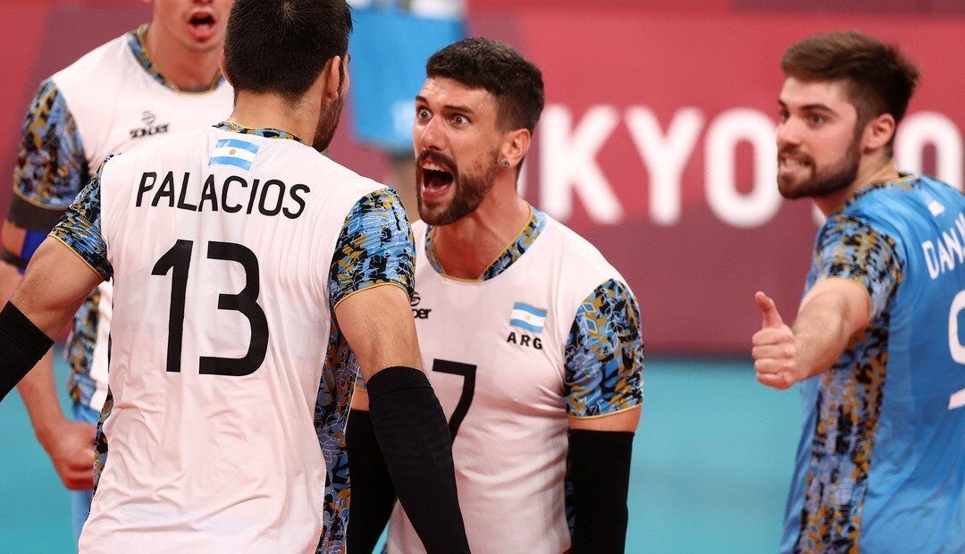Argentina Voley en semifinales de Tokyo, derrotó a Italia 3 a 2