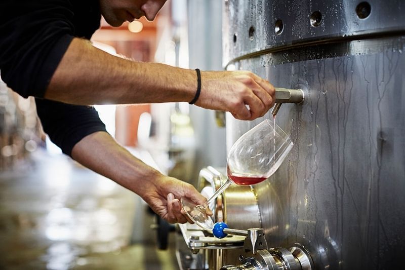 Durante Agosto subieron  las exportaciones de los vinos fraccionados y bajaron las de granel
