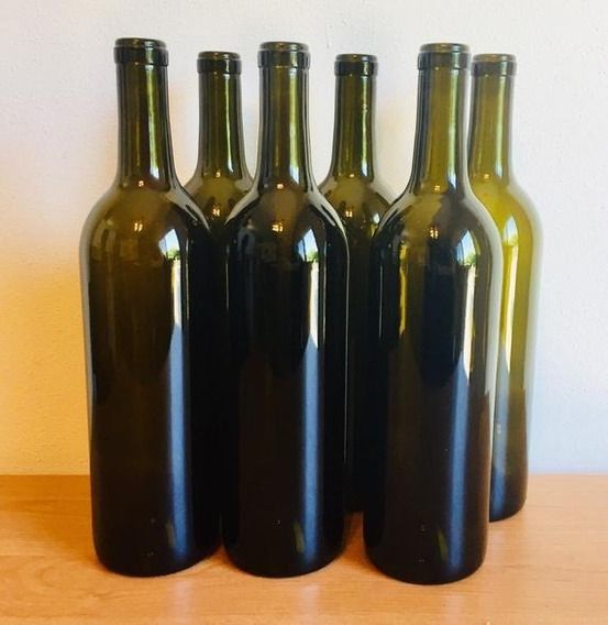 Operativo del INV para proveer un millón de botellas a pymes