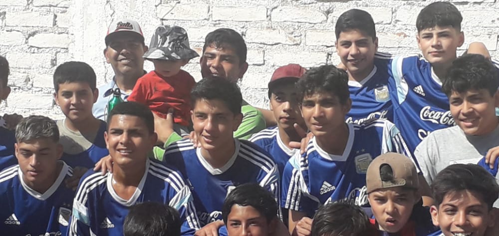 Campeones del fútbol de Tunuyán, en 6* La Posta, en 5* Sarmiento y Femenino sin definición.