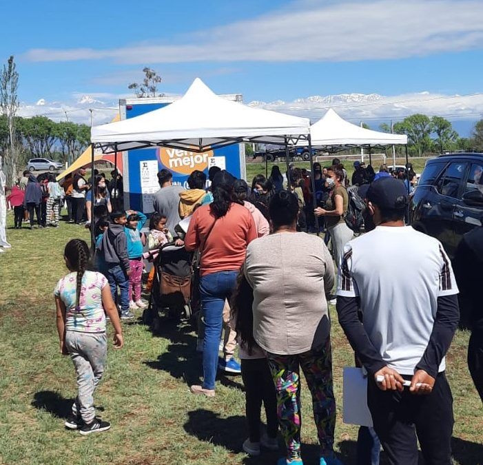 Nueva edición del operativo “Ver mejor”, ahora en Manantiales y a la plaza de Vista Flores