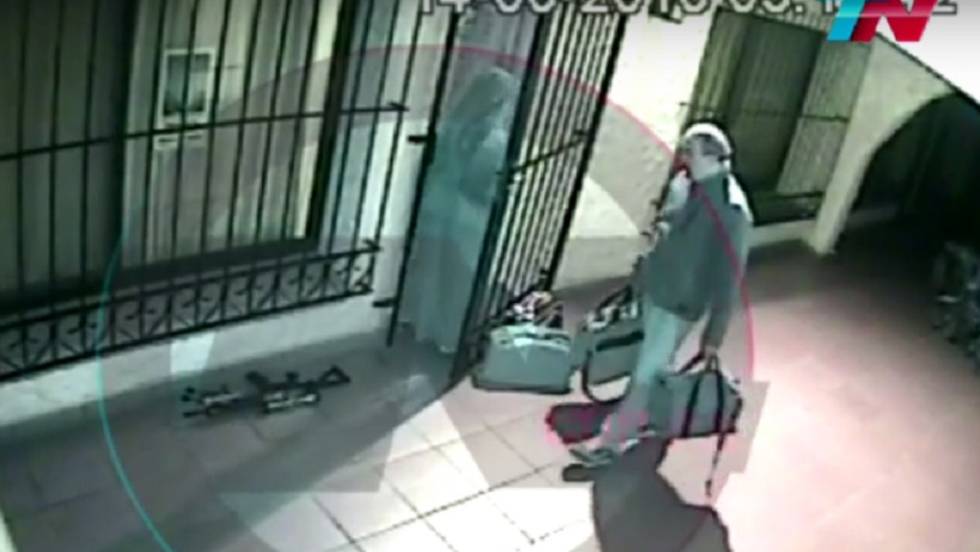 José López, que se hizo conocido por revoleo de bolsos, recupera su libertad.