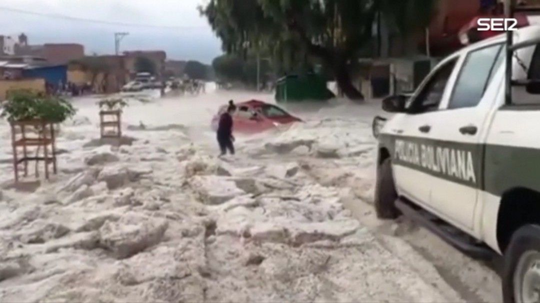 Impresionante tormenta  descargó 5 mil toneladas de granizo en Bolivia