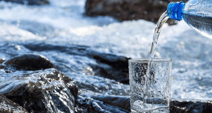 Avanza el proyecto de regalías hídricas por explotación de agua mineral