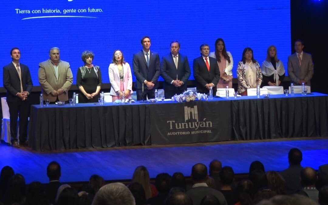 «Luces y Sombras» en la jura los nuevos concejales de Tunuyán