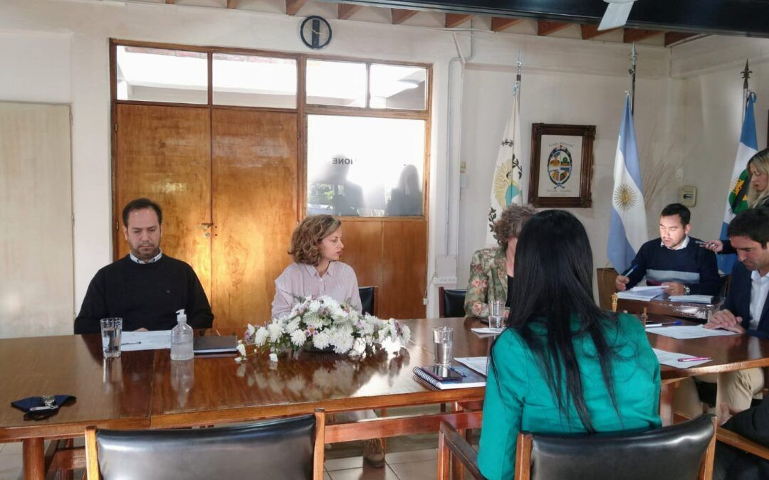«Luces y Sombras» de la 1* reunión del Concejo de Tunuyán