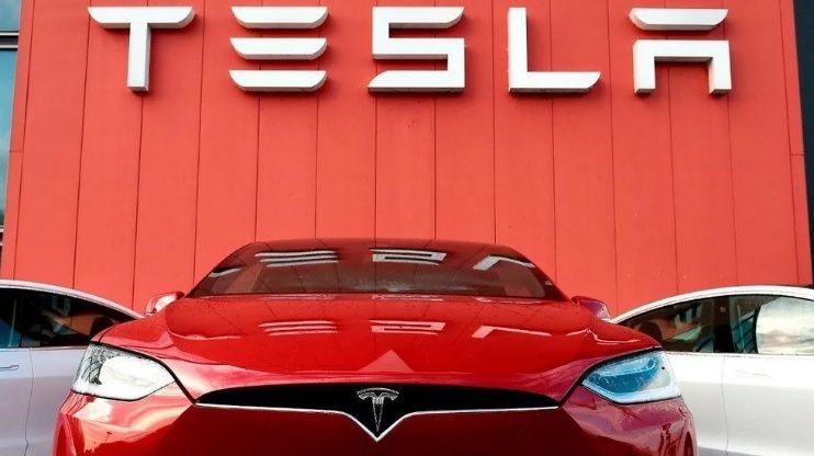 Trabajar en TESLA desde Argentina y cobrar en  dólares. Cómo anotarse
