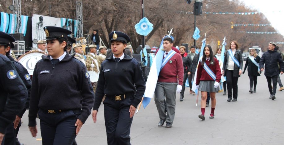 San Carlos realizó su acto del «Día de la Bandera»