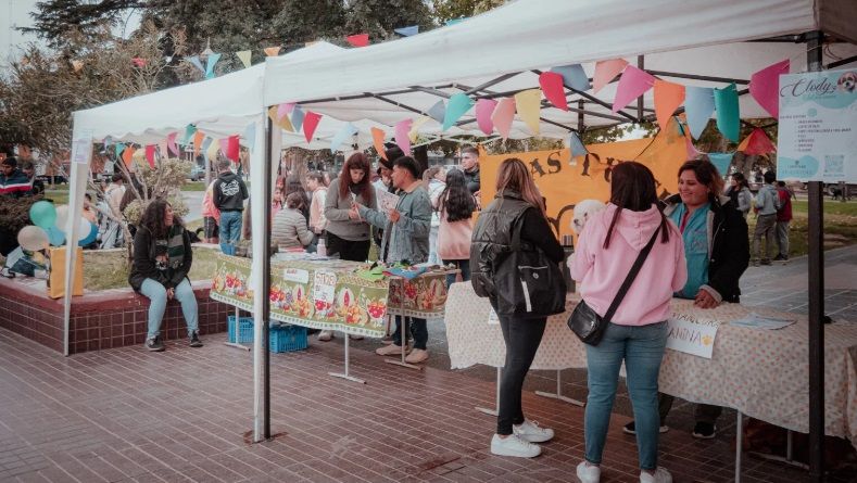 Tupungato tuvo su «Feria Mascotera»