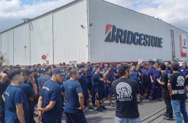 Bridgestone, la fábrica de neumáticos se declaró en crisis y suspendió a sus trabajadores
