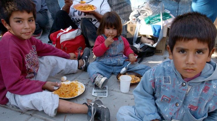Inflación controlada, pero 6 de cada 10 niños argentinos son pobres