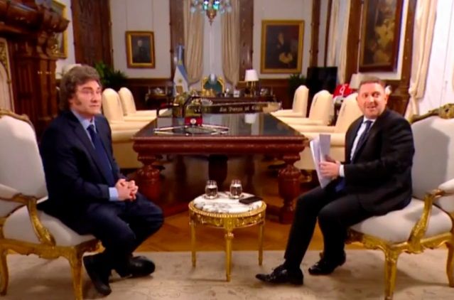 VIDEO Papelón entre el Presidente Milei y el periodista Jonatan Viale