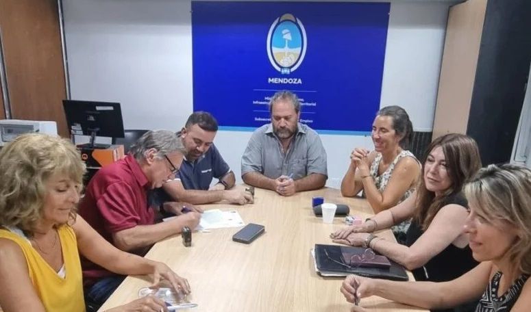 Paritarias mendocinas. AMProS rechazó la propuesta salarial del Gobierno por “insuficiente”