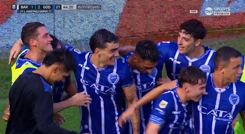 Por fin, Godoy Cruz ganó de visitante