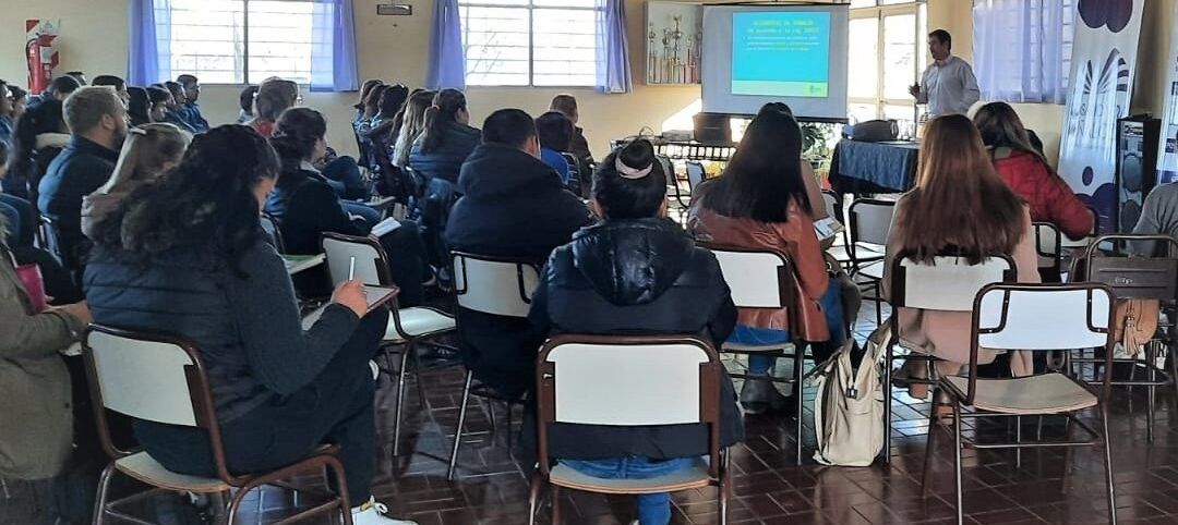 San Carlos trabaja para crear empleos de calidad