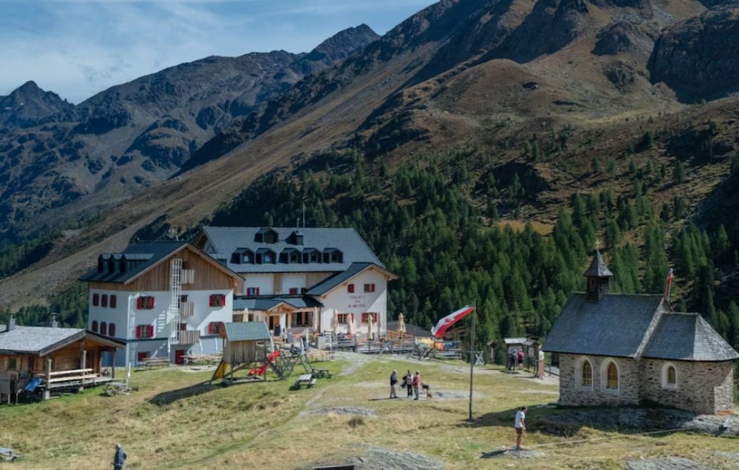 Oportunidad. Vivir un mes en los Alpes, gratis, cobrando sueldo  y sin trabajar