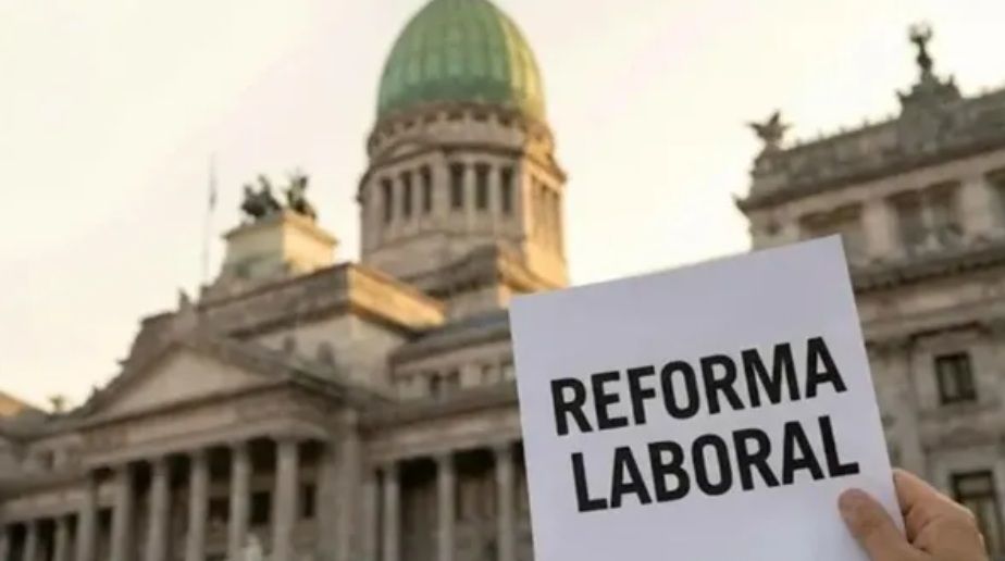 Blanquear empleo con rebaja de aportes por cuatro años, el plan del Gobierno para activar el trabajo formal