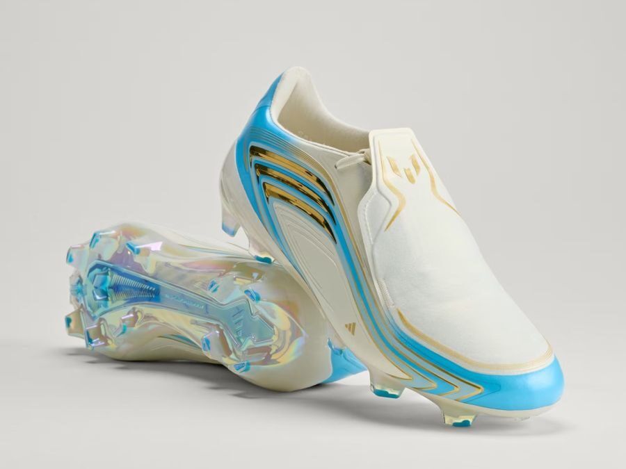 Solo para fanáticos. Cuánto cuestan los botines “Último tango”, el modelo que usa Messi en este Mundial