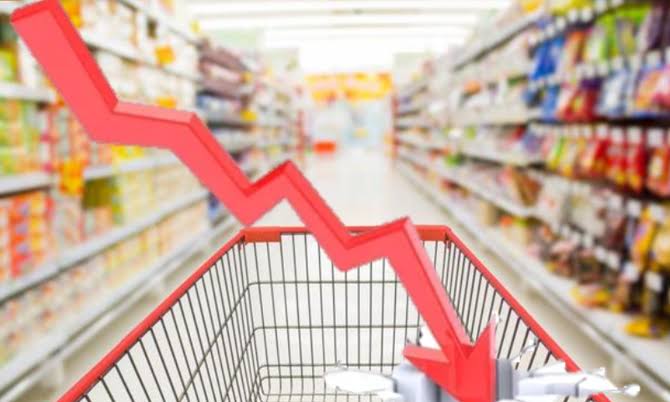 Dicen que la inflación baja, pero el consumo familiar no repunta